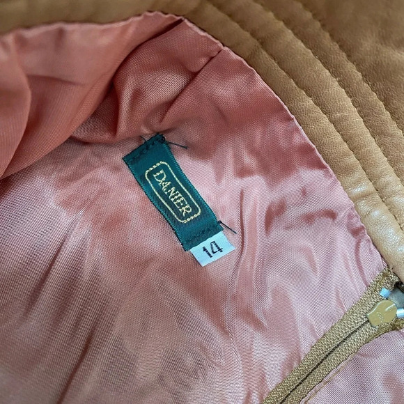 VINTAGE - Tan 1980s High Waisted Leather Suede Pencil Skirt - Picture 10 of 12